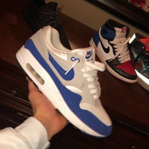Anniversary air max 1